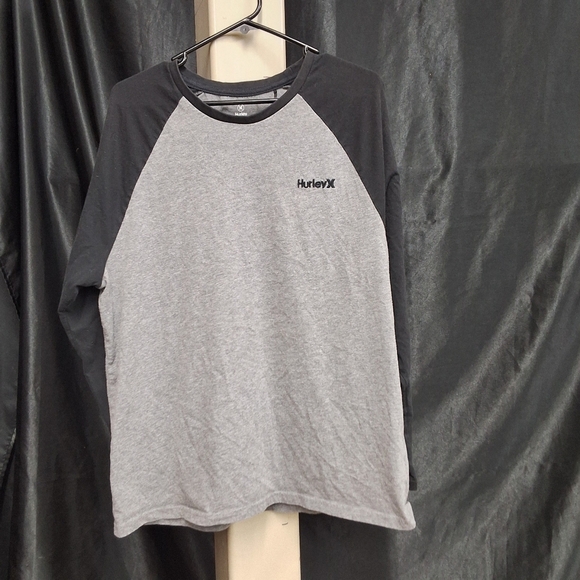 Hurley Gray Long Sleeve Tee - Picture 4 of 9
